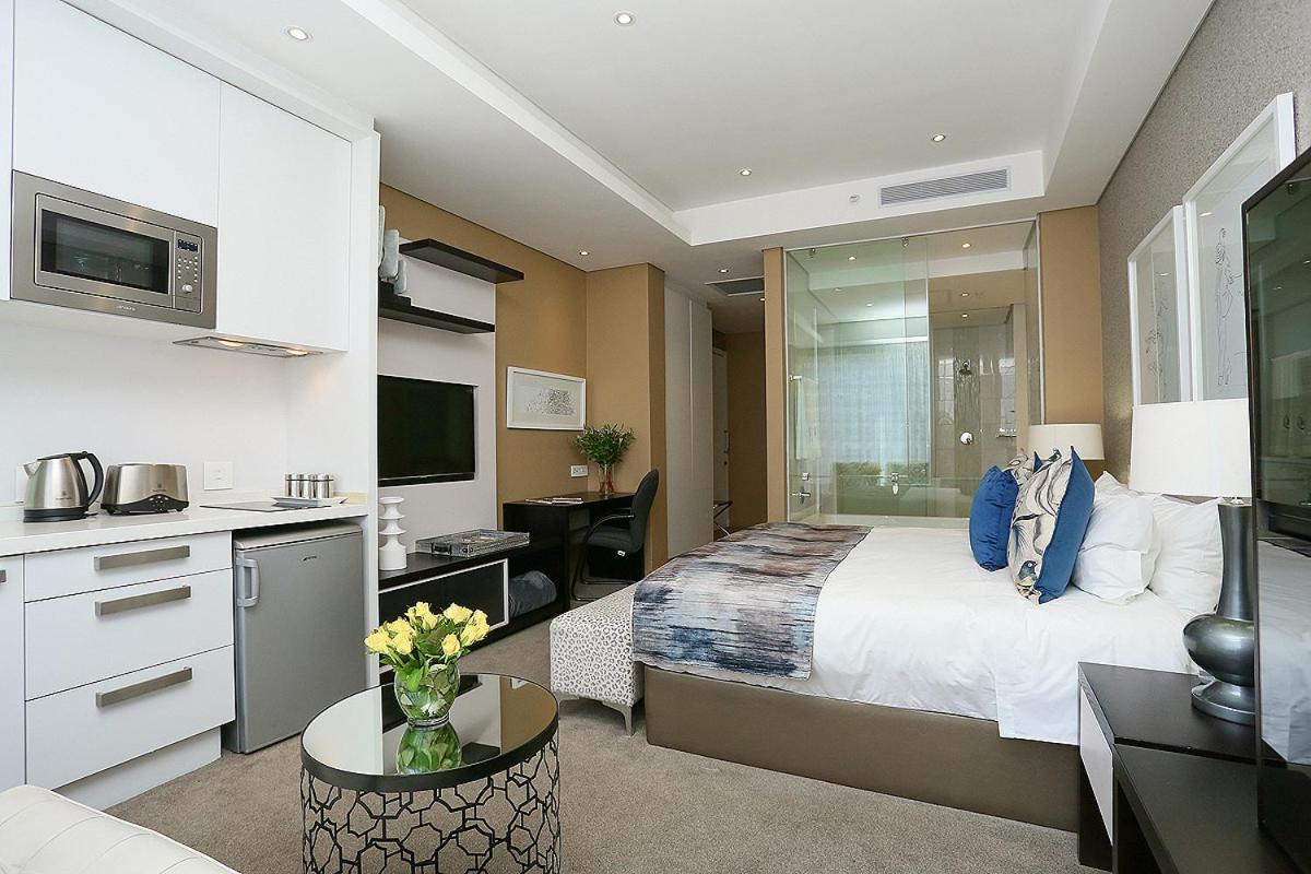 304 Sandton Skye Johannesburg Exterior photo