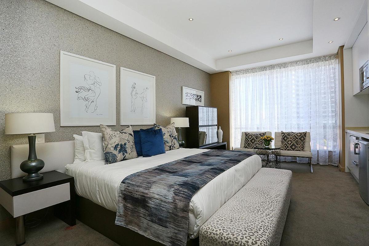 304 Sandton Skye Johannesburg Exterior photo